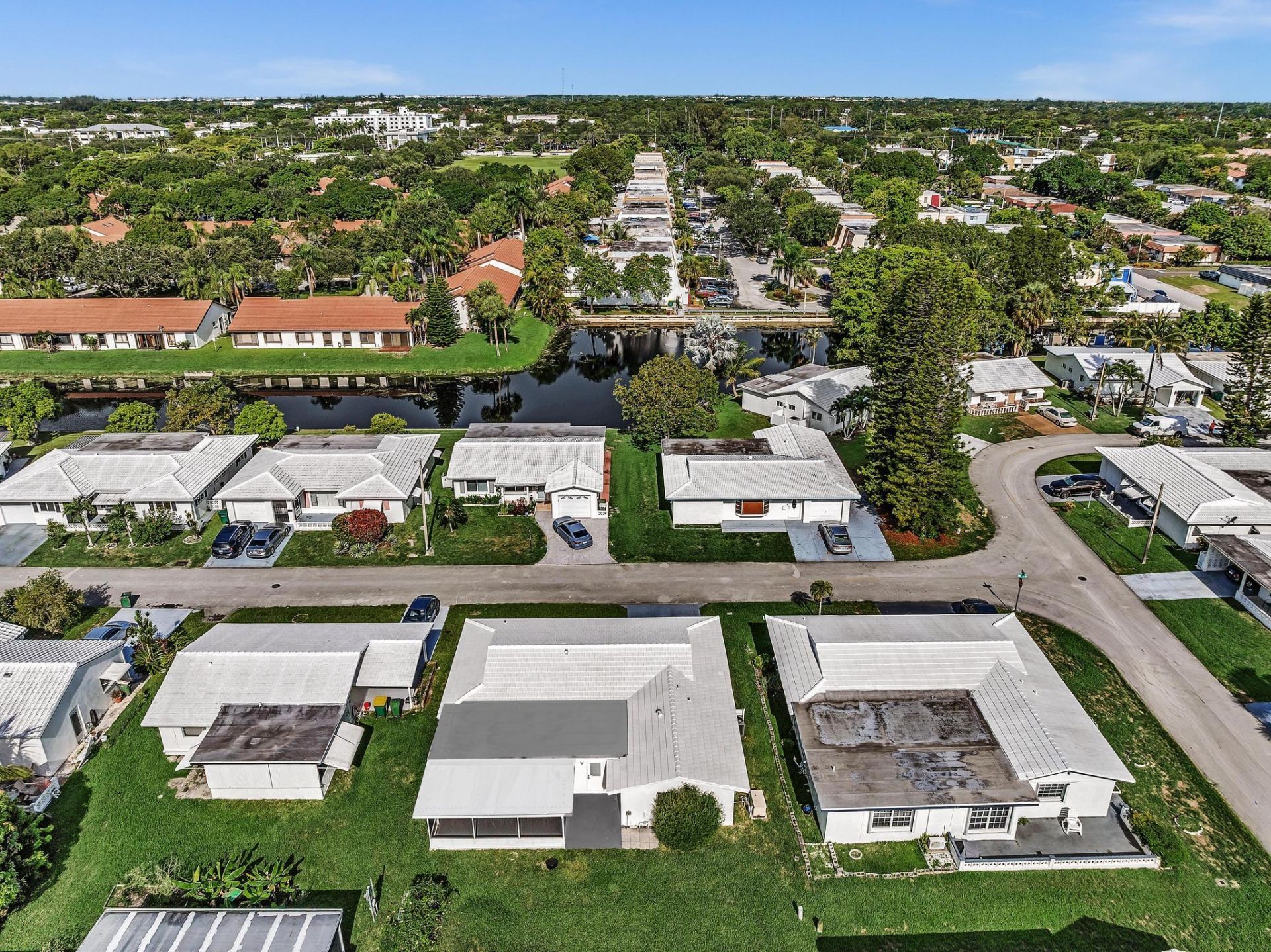 7500 NW 73rd Avenue, Tamarac, FL 33321 Photo