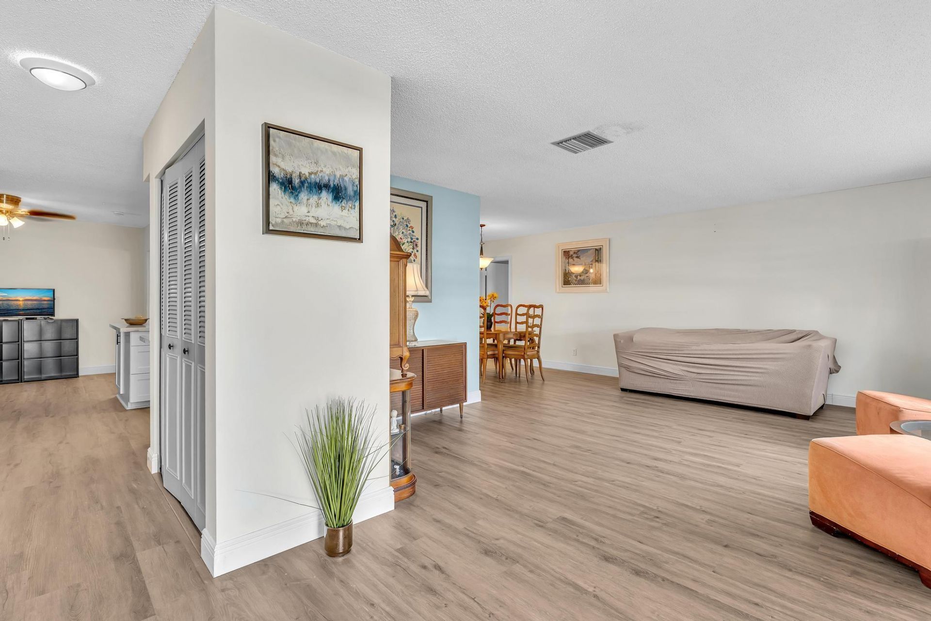 7500 NW 73rd Avenue, Tamarac, FL 33321 Photo