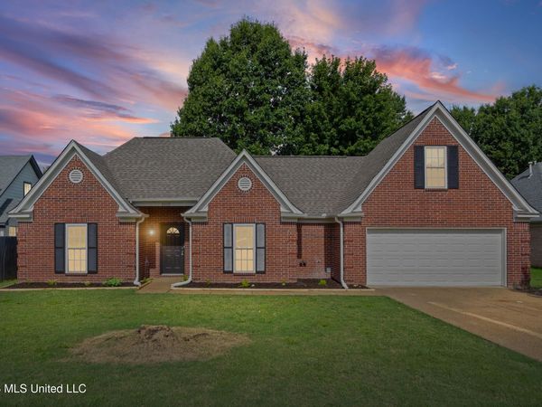 9079 Hickory Drive, Olive Branch, MS 38654