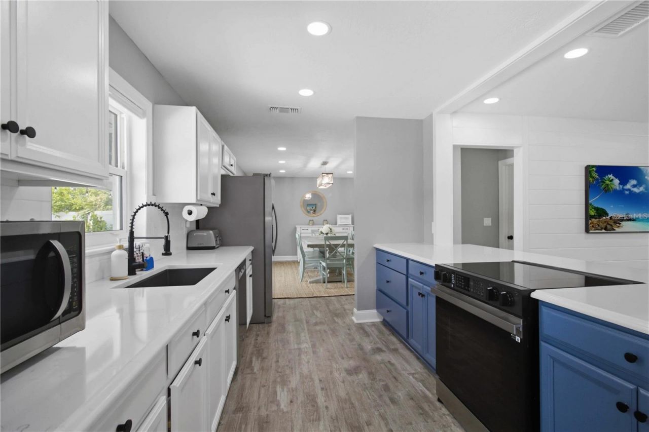 920 68th Street Nw, Bradenton, FL 34209 Photo