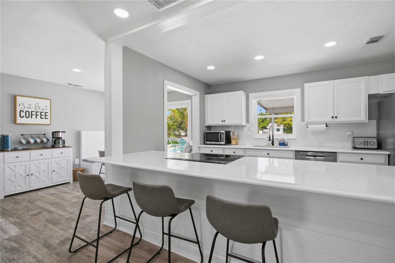 920 68th Street Nw, Bradenton, FL 34209 Photo