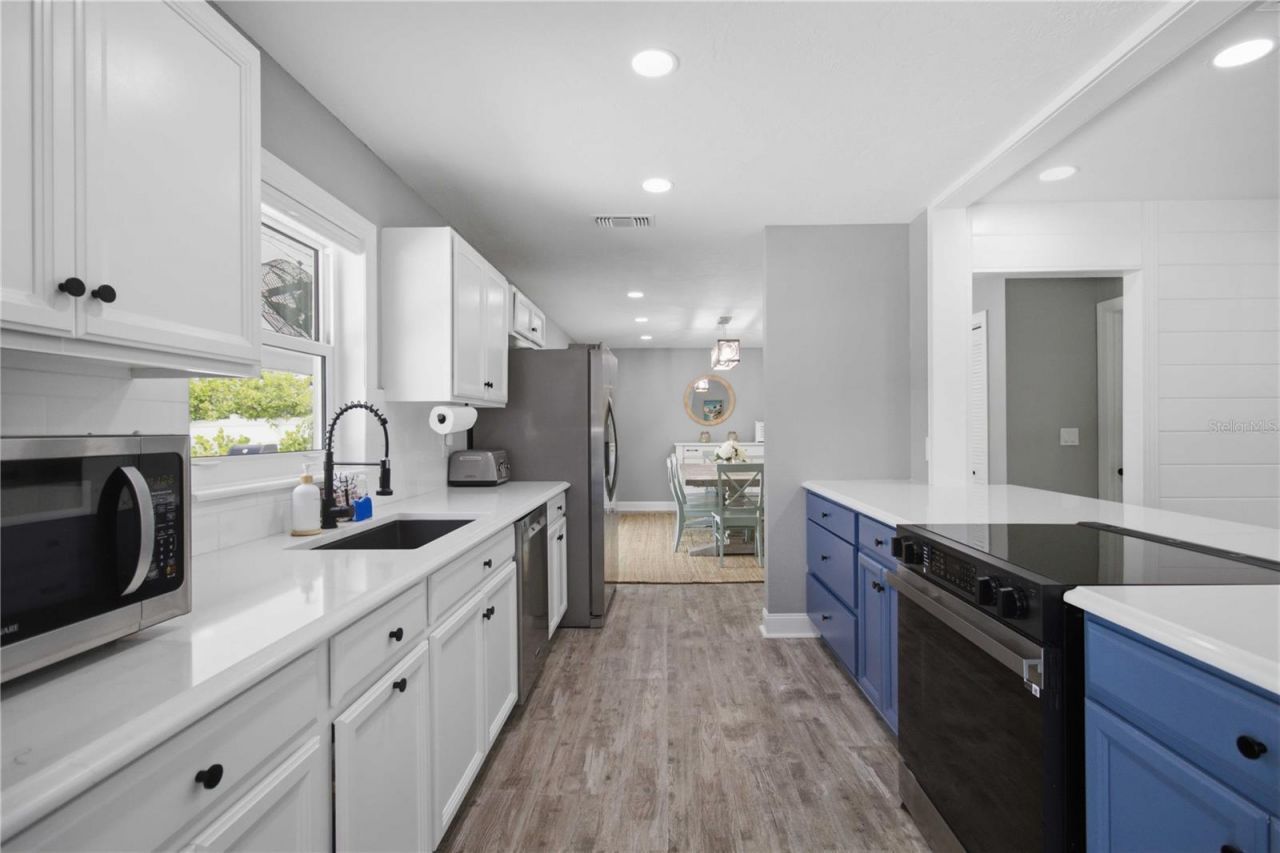 920 68th Street Nw, Bradenton, FL 34209 Photo