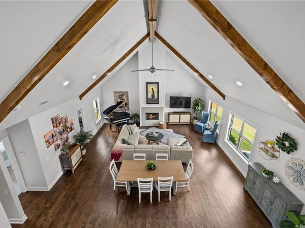 4404 SW Acres Avenue , Bentonville, AR 72713
