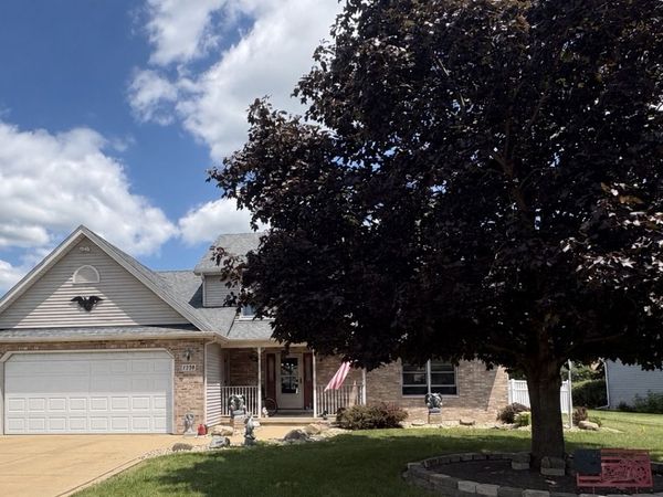 1239 Sandhurst Drive , Sandwich, IL 60548