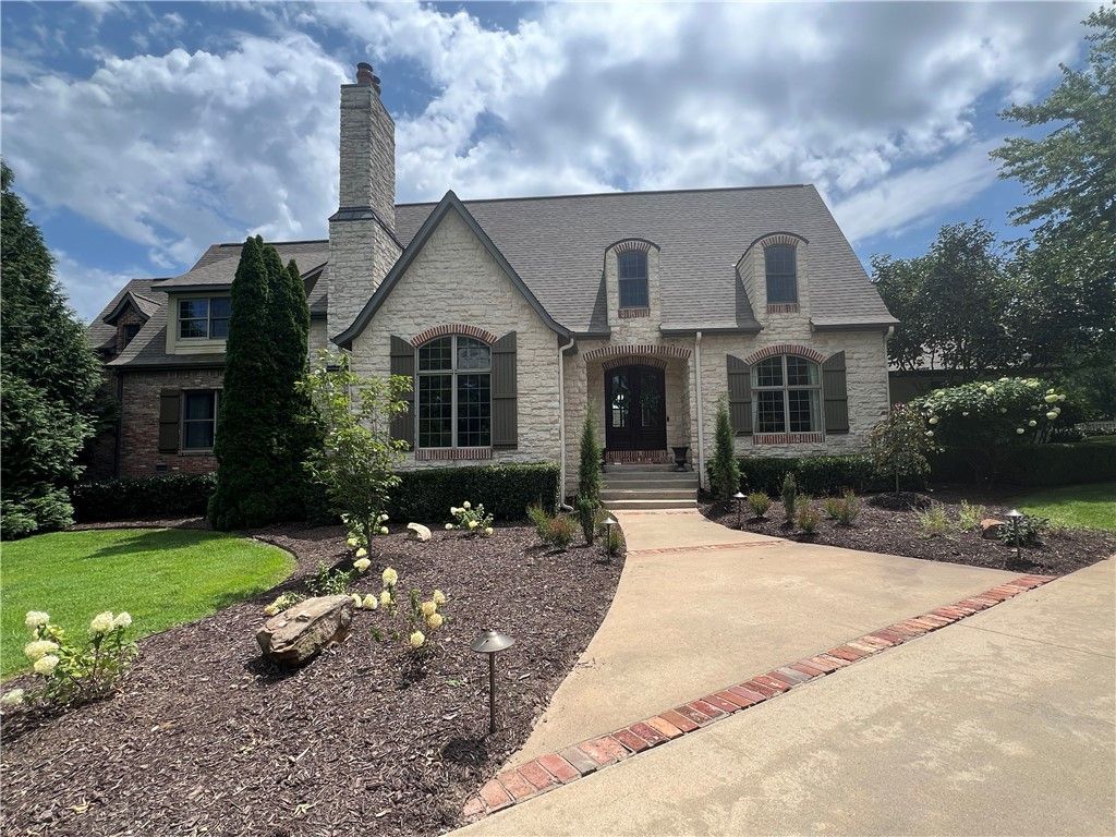 3448 N Oakland Zion Road, Fayetteville, AR 72703 Main Photo