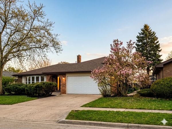 15606 Hollyhock Court , Orland Park, IL 60462