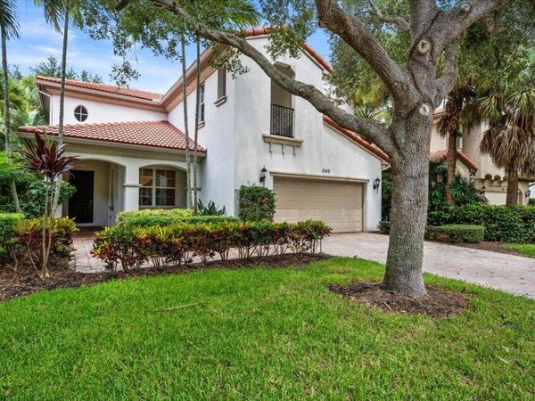 1049 Vintner Boulevard, Palm Beach Gardens, FL 33410