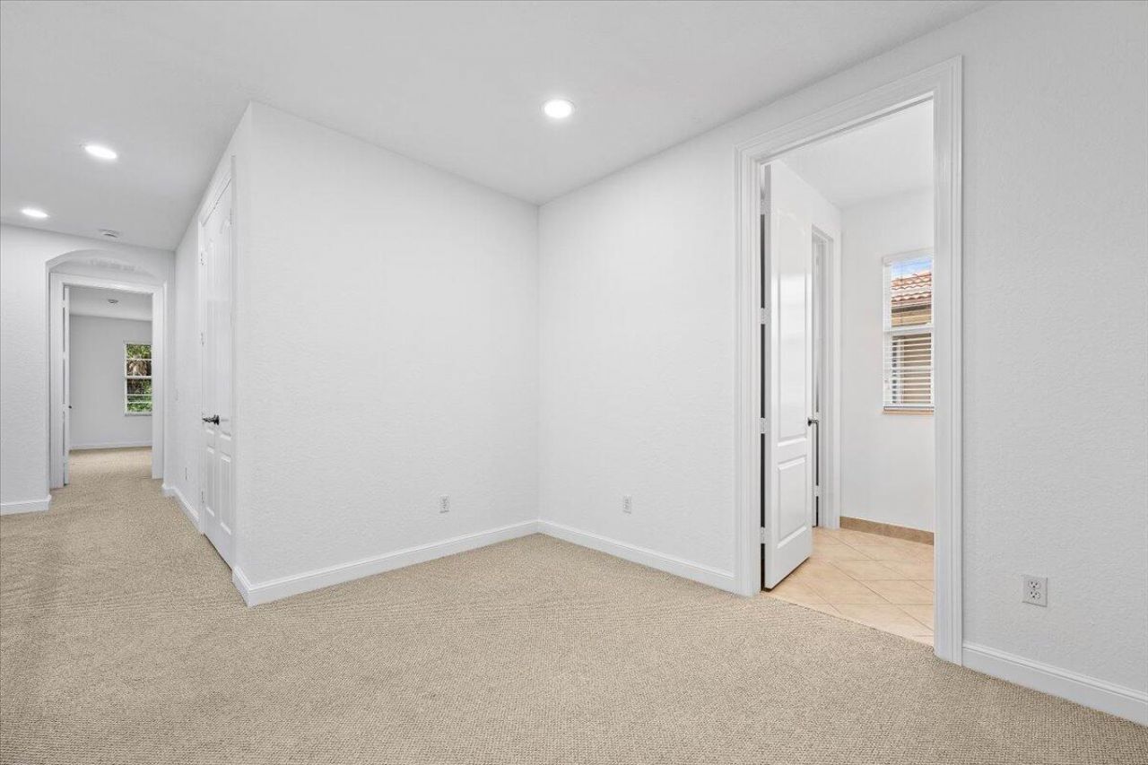 1049 Vintner Boulevard, Palm Beach Gardens, FL 33410 Photo