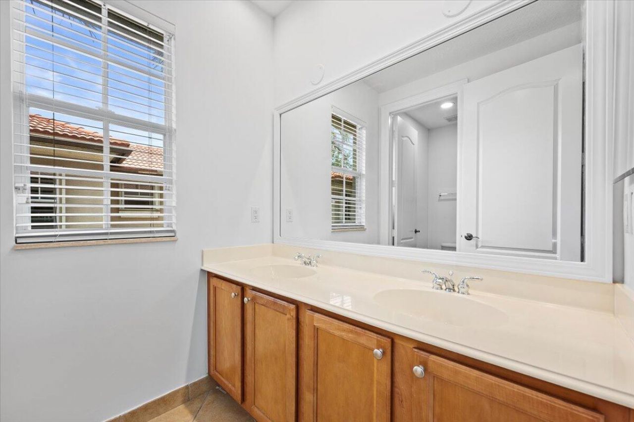 1049 Vintner Boulevard, Palm Beach Gardens, FL 33410 Photo