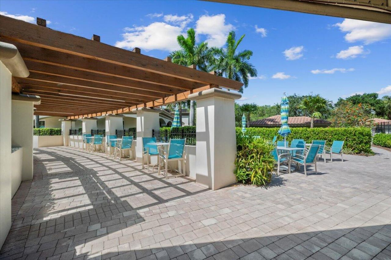 1049 Vintner Boulevard, Palm Beach Gardens, FL 33410 Photo