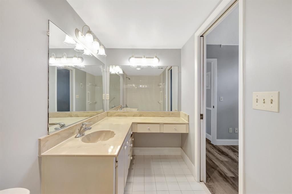 1950 SW Palm City Road, Unit 5-104, Stuart, FL 34994 Photo