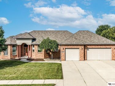 7504 N 130th Street, Omaha, NE 68142