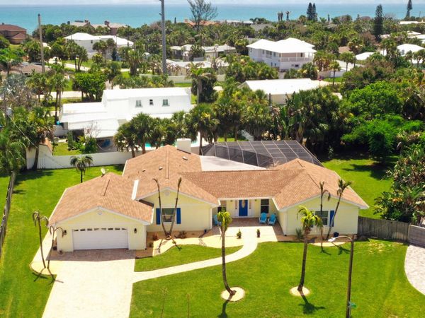 325 Hibiscus Trail , Melbourne Beach, FL 32951