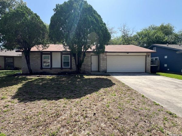 11226 PRAIRIE SPRINGS DR, San Antonio, TX 78249