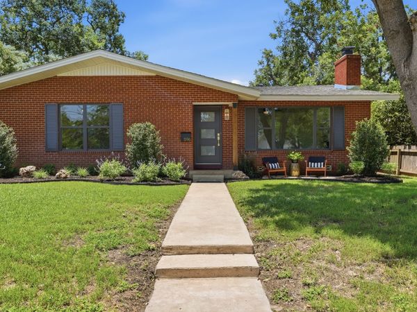 596 WILLOW AVE, New Braunfels, TX 78130