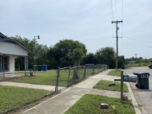 1315 MONTEREY ST, San Antonio, TX 78207