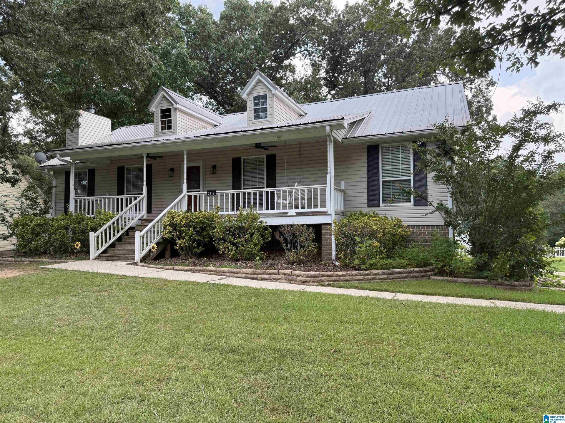 2212 Deer Run Lane, Hueytown, AL 35023 Main Photo