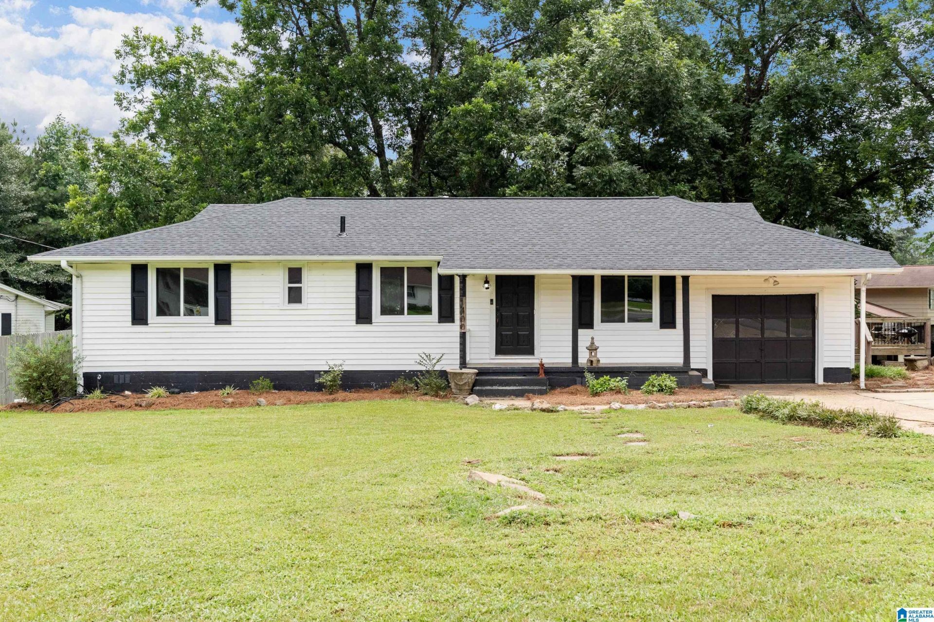 1400 Golden Drive, Bessemer, AL 35023 Main Photo