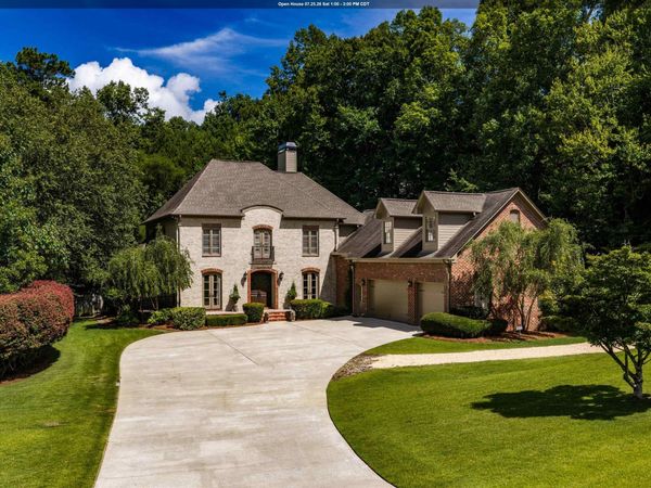 2023 WILMINGTON PLACE, BIRMINGHAM, AL 35242