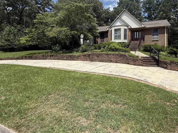 6507 QUAIL RUN DRIVE, HOOVER, AL 35124