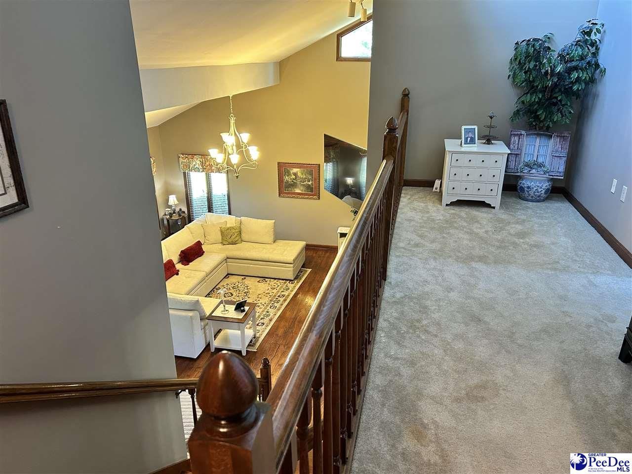 1105 Oak St Photo 10