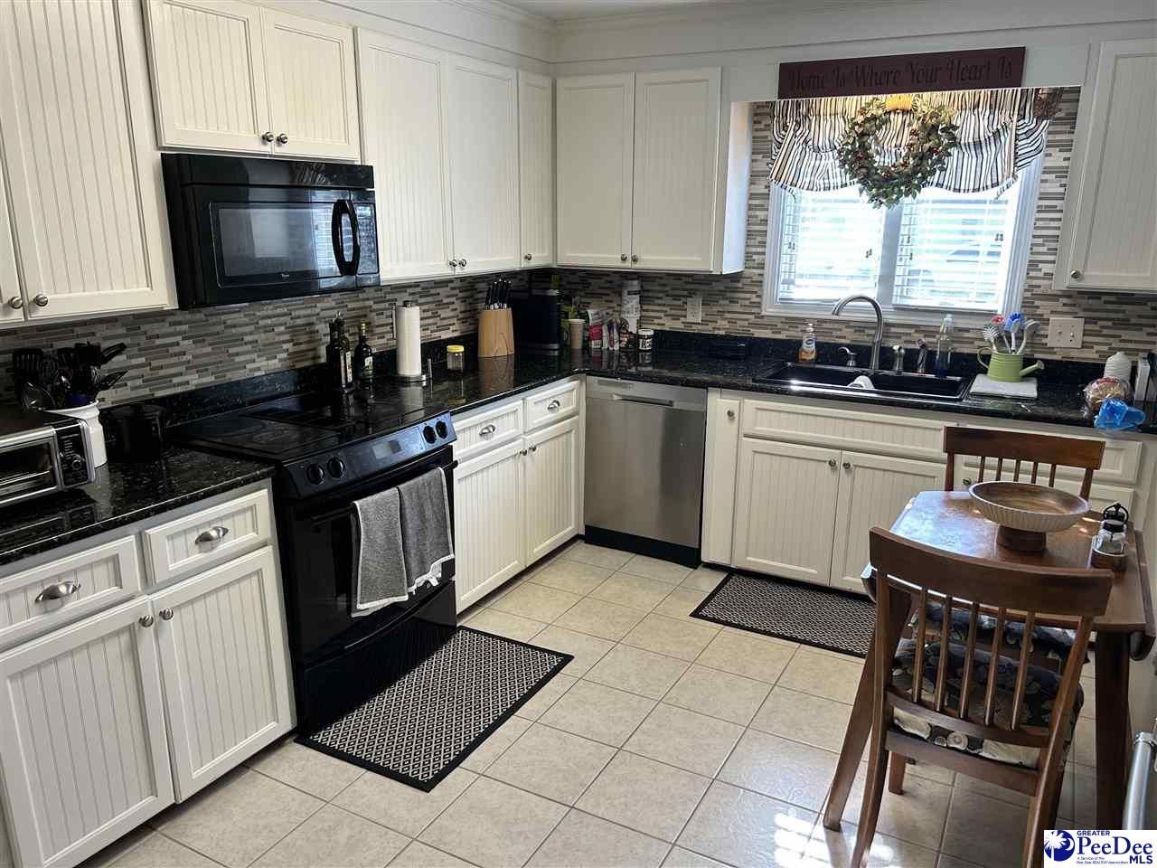 1105 Oak St Photo 15