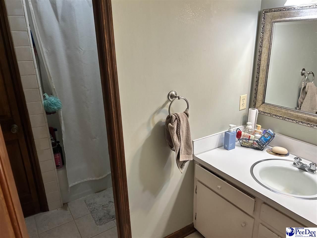 1105 Oak St Photo 27