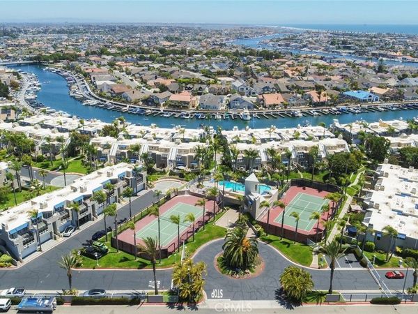 16102 Fame, Huntington Beach, CA 92649