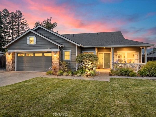 123 Grape Gables Way, Cloverdale, CA 95425