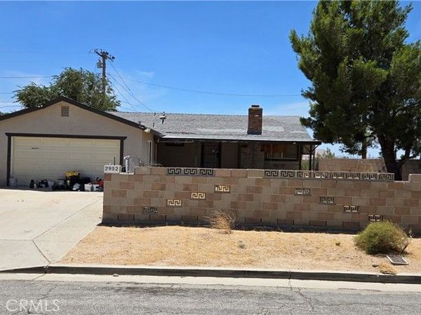 2892 Benito, Mojave, CA 93501
