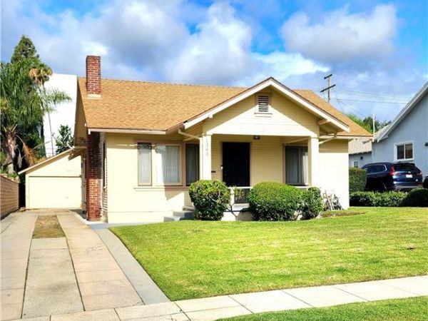 1383 N Oxford, Pasadena, CA 91104