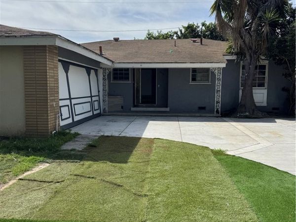 3618 W Crystal, Santa Ana, CA 92704