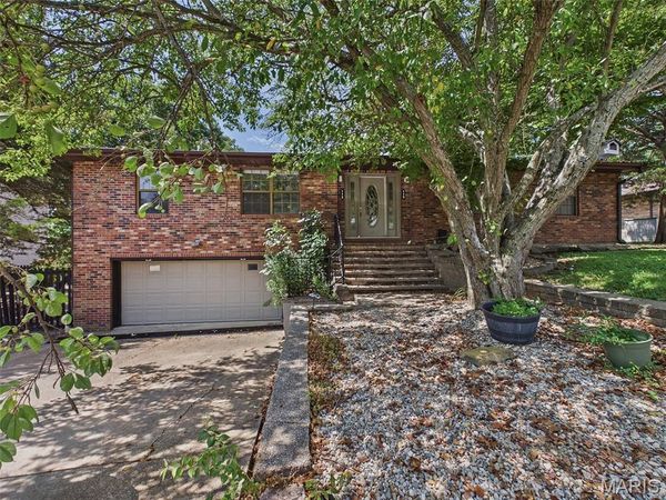 113 Britanna Drive, Swansea, IL 62226