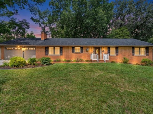 1903 Maylin DR , Salem, VA 24153