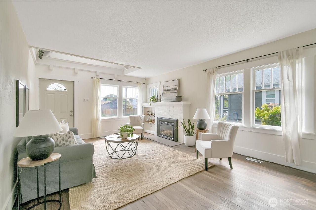 3614 S Ainsworth Avenue , Tacoma, WA 98418