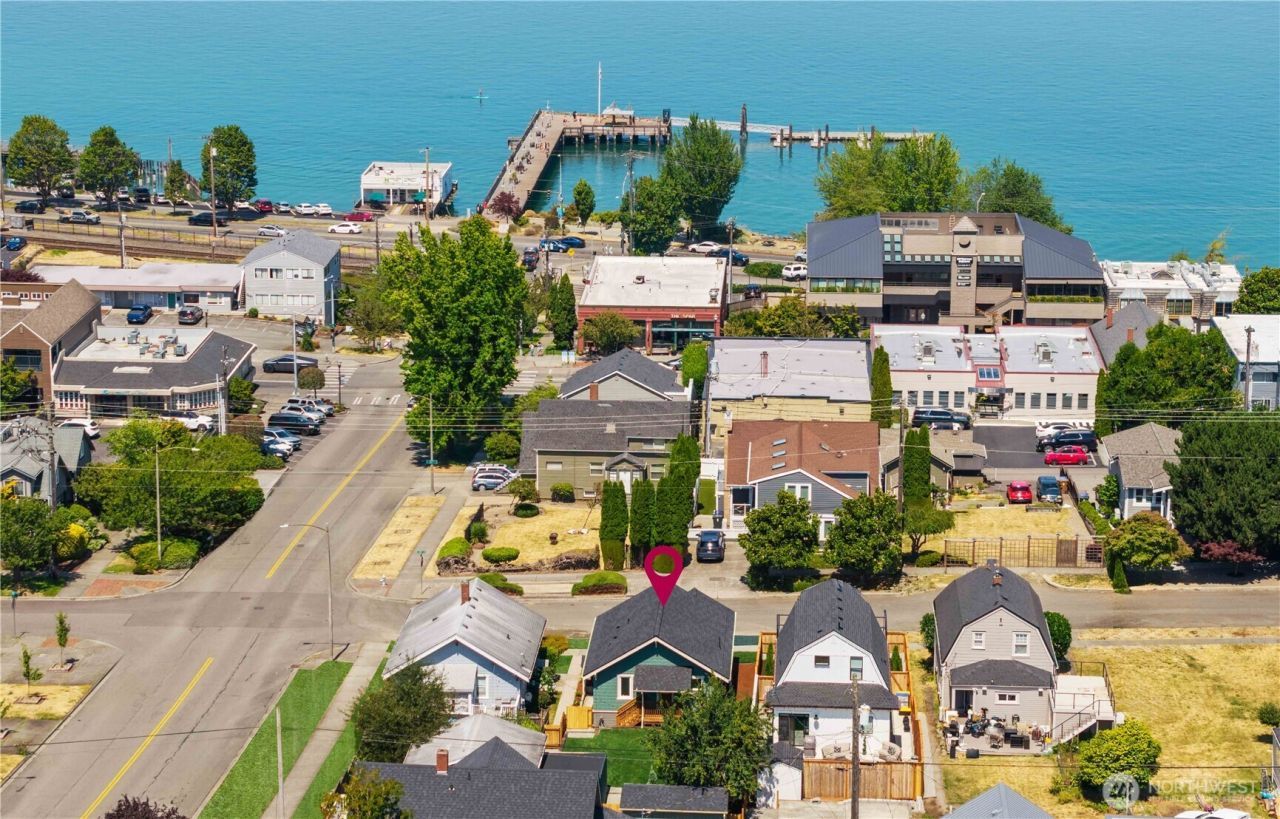 2120 N 29th Street , Tacoma, WA 98403