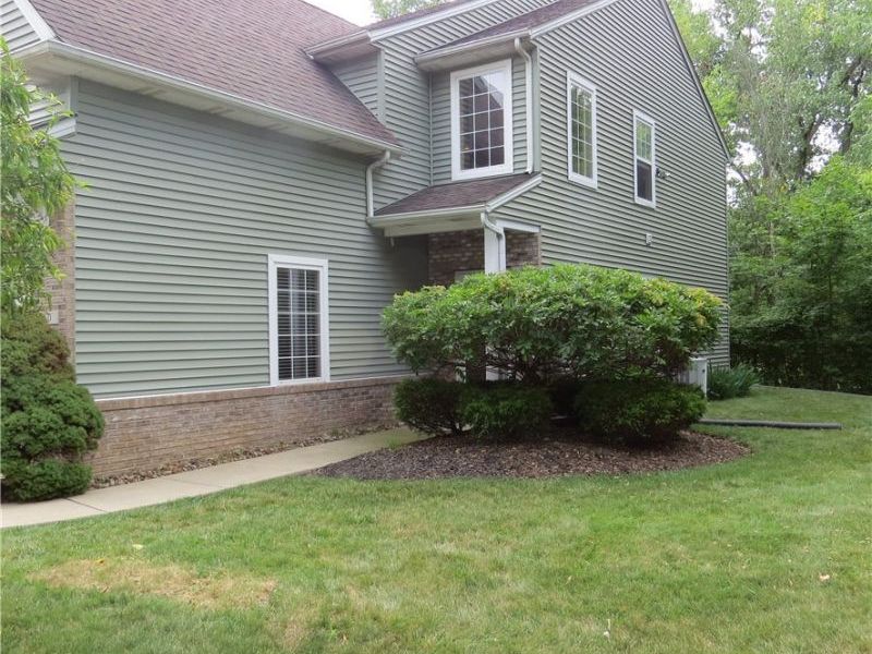110 Stoneybrook Dr., Elyria, OH 44035 Photo 5