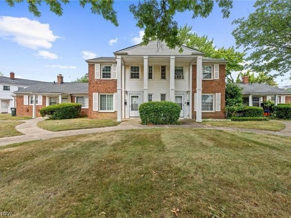 296 E 235th Street, Unit 179, Euclid, OH 44123