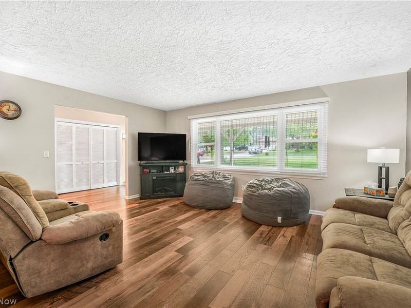 5060 Coleman Drive, Akron, OH 44319 Photo 9