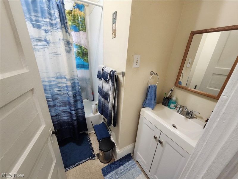 3864 W 34th Street, Cleveland, OH 44109 Photo 14