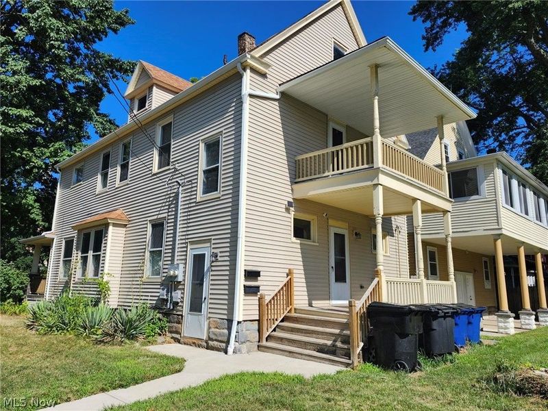 3877 W 34th Street, Cleveland, OH 44109 Photo 2