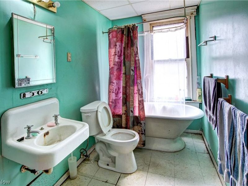 6602 Harvard Avenue, Cleveland, OH 44105 Photo 22