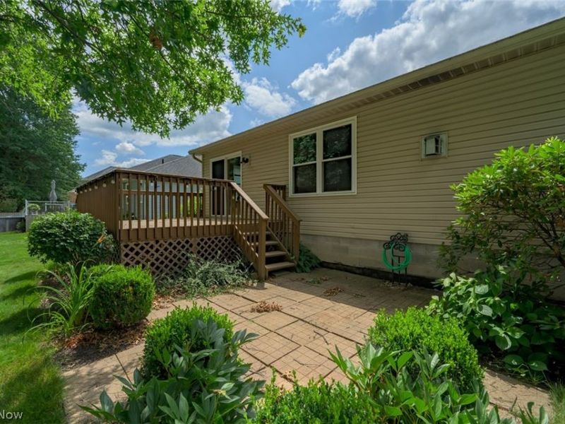 1048 Susan Road, Ravenna, OH 44266 Photo 11