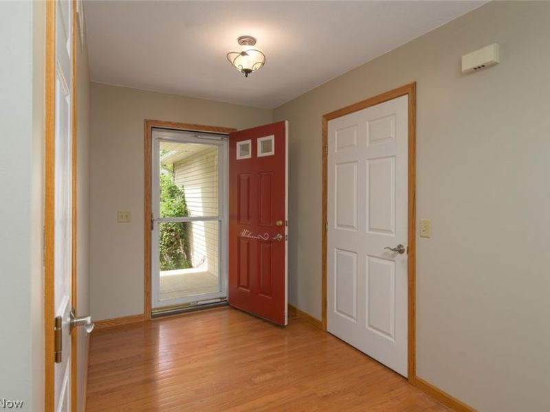 1048 Susan Road, Ravenna, OH 44266 Photo 16