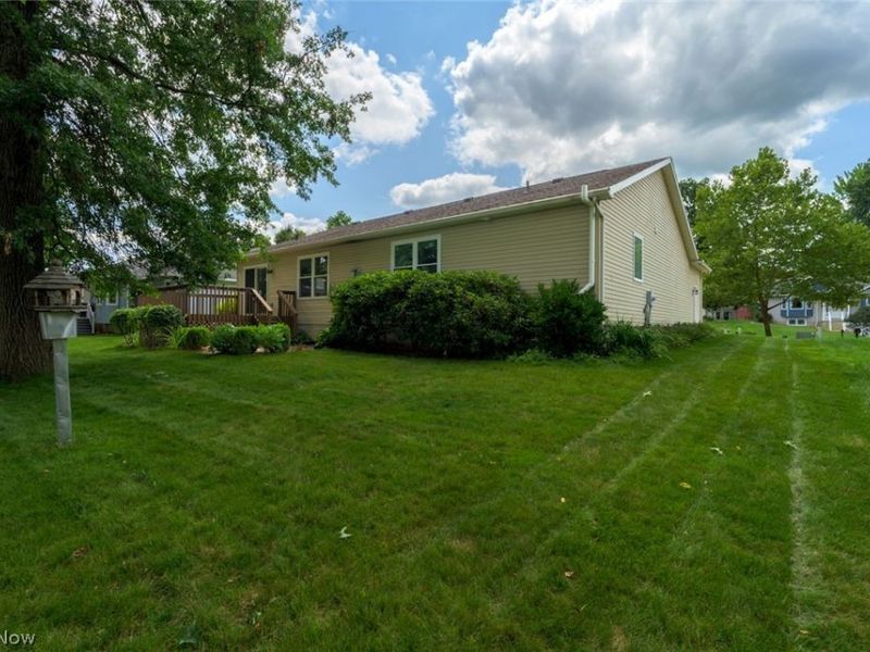 1048 Susan Road, Ravenna, OH 44266 Photo 6
