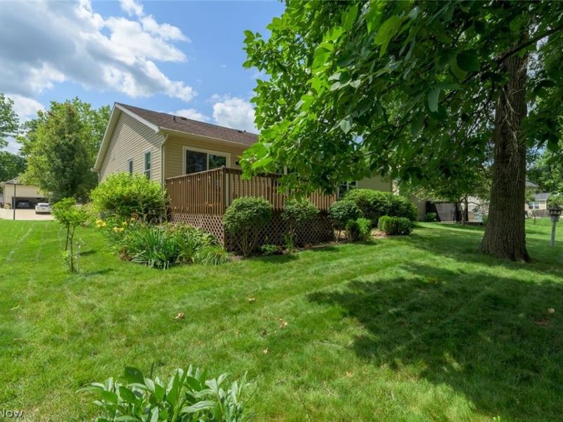 1048 Susan Road, Ravenna, OH 44266 Photo 7