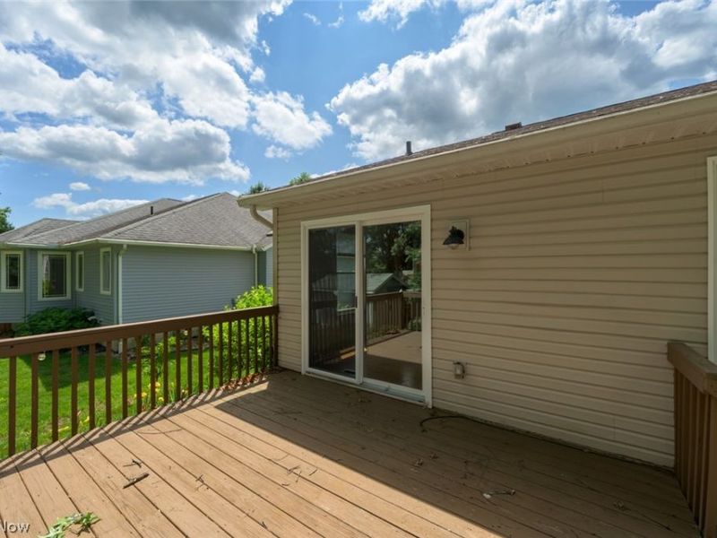 1048 Susan Road, Ravenna, OH 44266 Photo 9