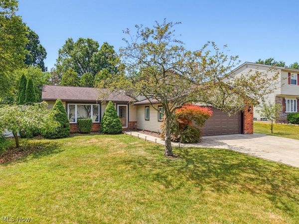 7875 Newcomb Drive , Parma, OH 44129