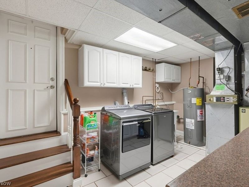 7875 Newcomb Drive , Parma, OH 44129 Photo 23