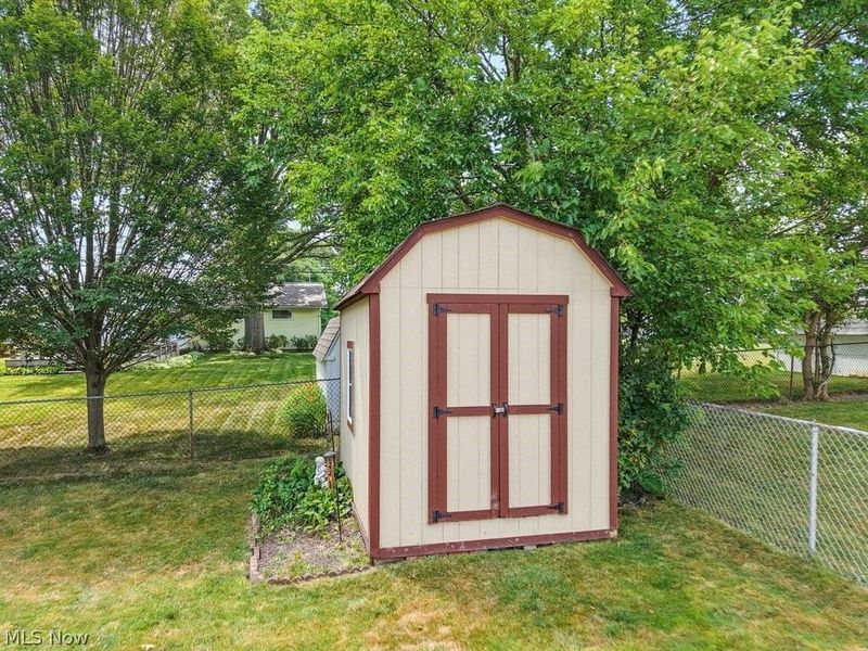 7875 Newcomb Drive , Parma, OH 44129 Photo 33